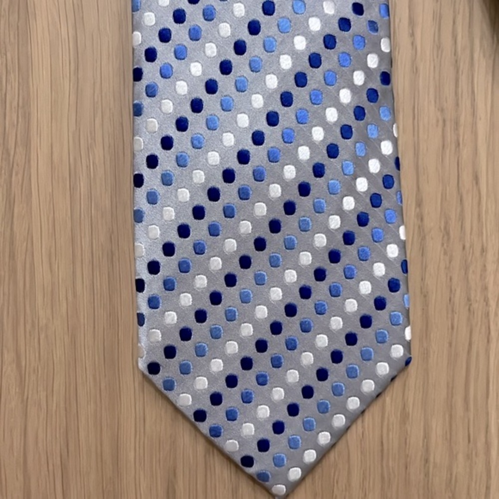 Geoffrey Beene, Men’s polka dot silk tie